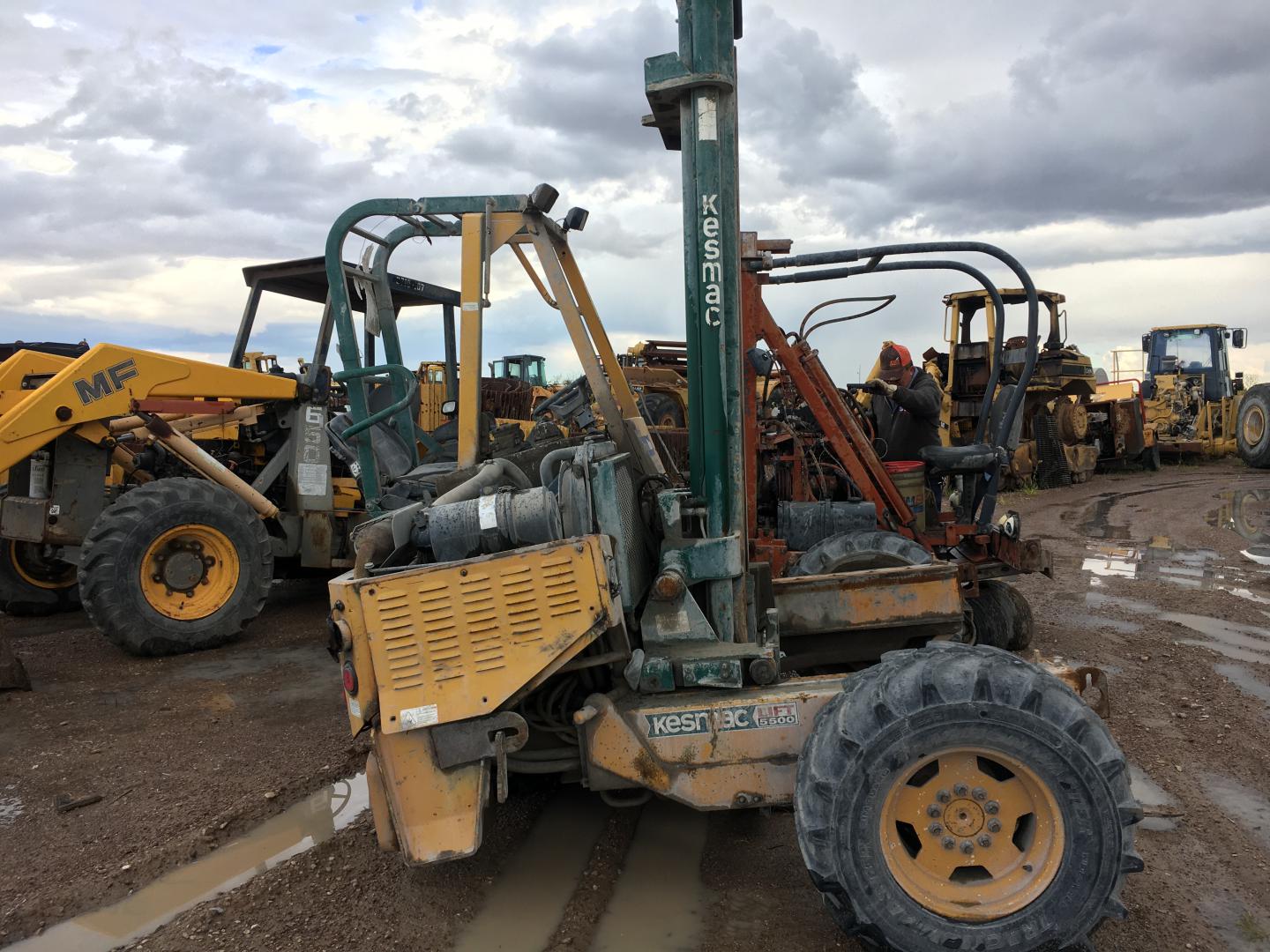 ./imagenes/INVOICE/2019/16220/MONTACARGAS KESMAC (4).JPG